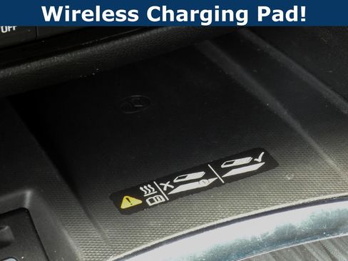 Used 2023 Buick Enclave Essence w/ Experience Buick Package image 15