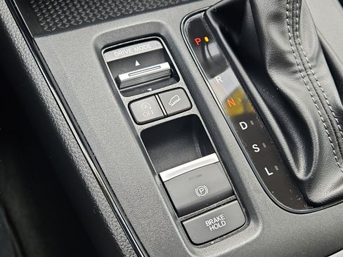 Certified 2024 Honda CR-V EX image 17