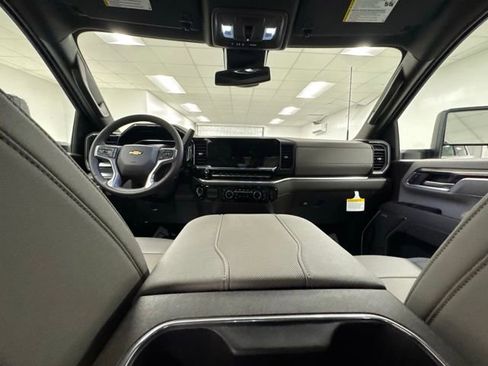 New 2026 Chevrolet Silverado 2500 LTZ w/ LTZ Convenience Package AWD/4WD image 13