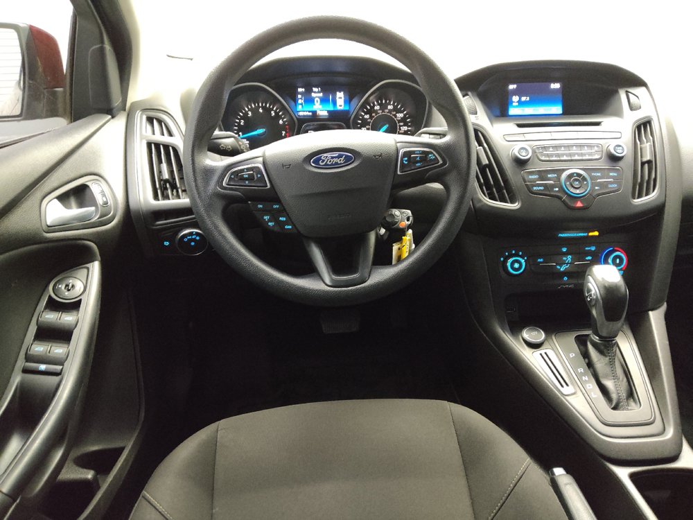 Used 2015 Ford Focus SE FWD image 22