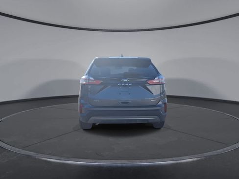 Certified 2024 Ford Edge SEL image 7