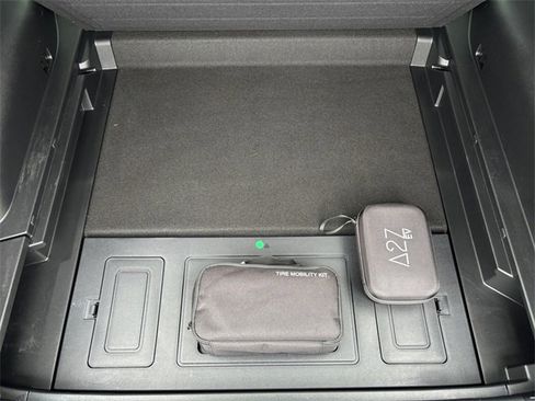 Used 2023 Kia EV6 Wind image 34