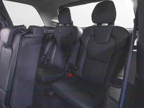 Used 2023 Volvo XC90 B6 Plus w/ Protection Package Premier image 15