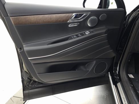 Used 2026 Genesis GV80 2.5T Advanced image 10