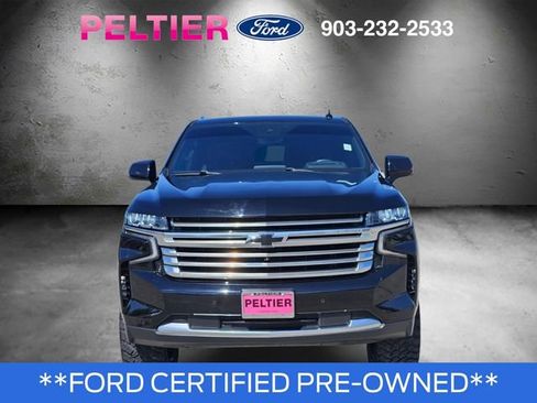 Used 2024 Chevrolet Tahoe High Country w/ Advanced Technology Package AWD/4WD image 2