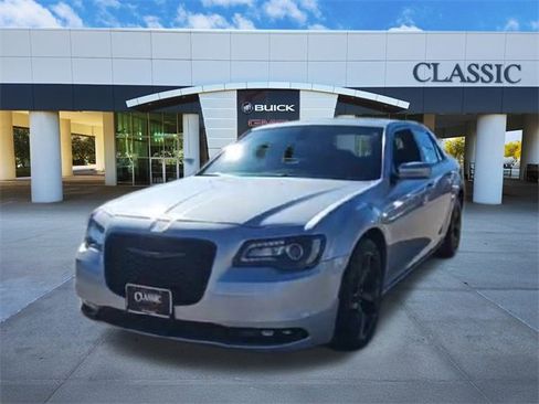 Used 2023 Chrysler 300 S image 3