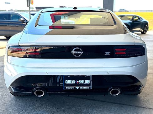 New 2027 Nissan Z Performance w/ Essentials Package (Sport) RWD image 7