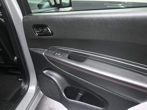 Used 2023 Dodge Durango GT AWD/4WD image 19