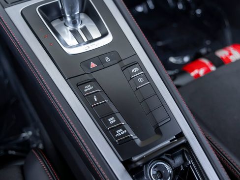 Certified 2023 Porsche 718 Cayman GT4 RWD image 51