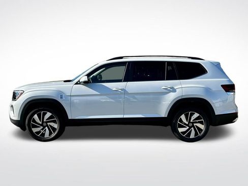 New 2026 Volkswagen Atlas SE FWD image 8