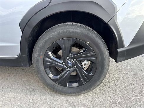 Used 2025 Subaru Crosstrek 2.0i image 30