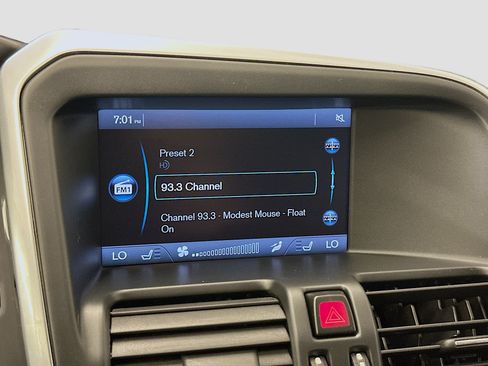 Used 2015 Volvo XC60 T6 Premier Plus AWD/4WD image 21