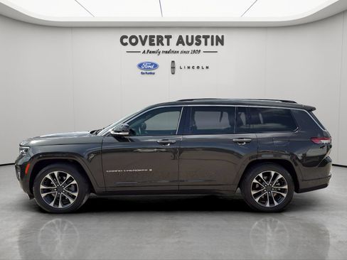 Used 2023 Jeep Grand Cherokee L Overland w/ Advanced Protech Group III AWD/4WD image 2
