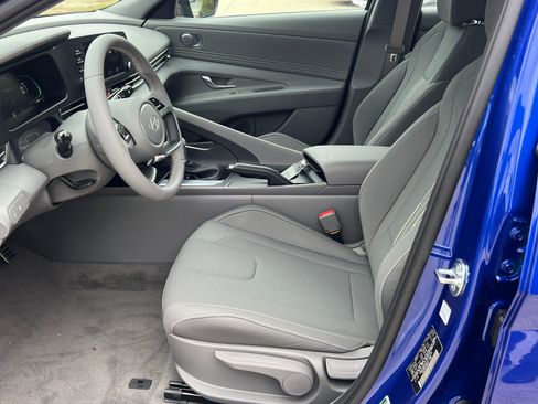 New 2026 Hyundai Elantra Sport image 9