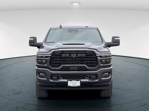 New 2026 RAM 2500 Laramie AWD/4WD image 10