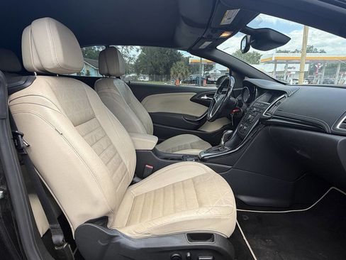 Used 2017 Buick Cascada Premium image 14