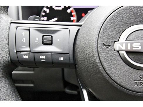 Certified 2024 Nissan Rogue S image 13