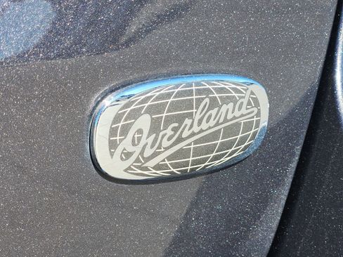 Used 2020 Jeep Grand Cherokee Overland image 12