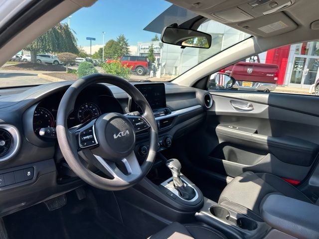 Used 2024 Kia Forte LXS FWD image 13