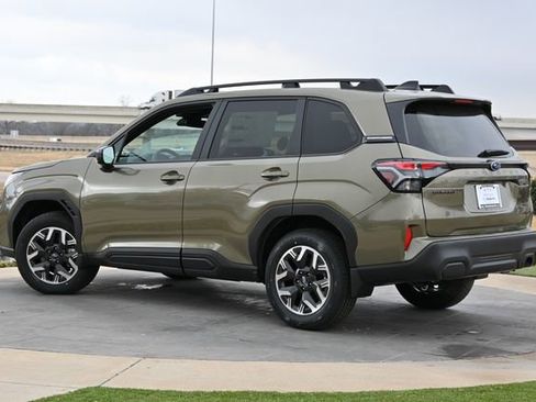 New 2026 Subaru Forester Premium image 5