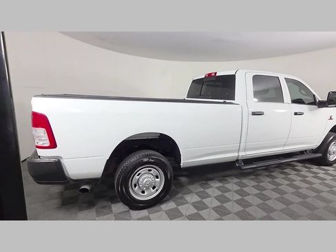 Used 2024 RAM 2500 Tradesman AWD/4WD image 40