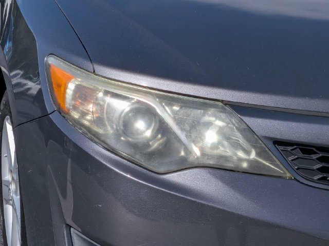 Used 2012 Toyota Camry SE FWD image 9
