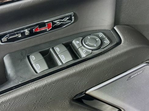 Used 2022 GMC Sierra 1500 AT4X image 18