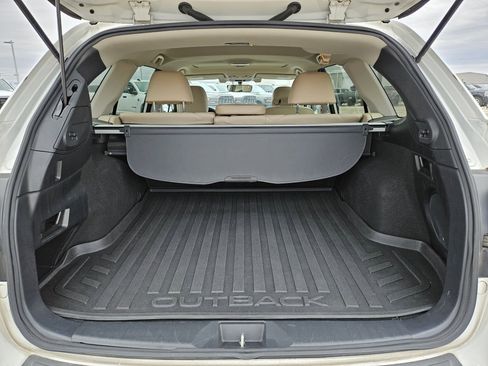 Used 2019 Subaru Outback 3.6R Limited image 24