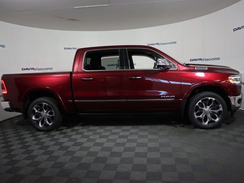 Used 2021 RAM 1500 Limited w/ Trailer Tow Group AWD/4WD image 4