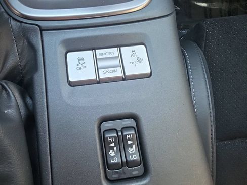 Used 2025 Toyota GR86 Premium w/ ALL Weather Mat Package (TMS) RWD image 23