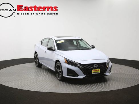 Used 2023 Nissan Altima 2.5 SR AWD/4WD image 51