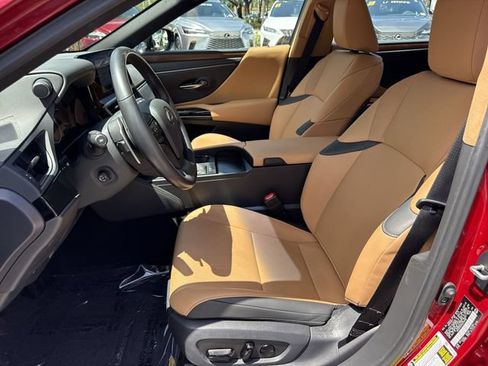Used 2025 Lexus ES 350 w/ Premium Package FWD image 11