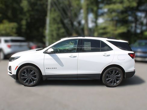 Used 2023 Chevrolet Equinox RS FWD image 5