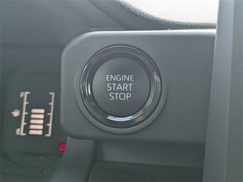 Used 2024 Toyota Tacoma SR image 29