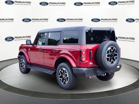 New 2026 Ford Bronco Outer Banks AWD/4WD image 3