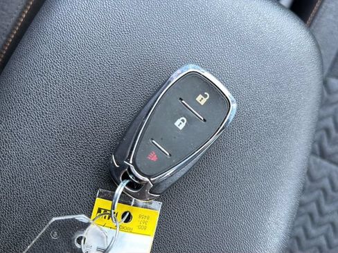 Certified 2023 Chevrolet Equinox LT FWD image 34