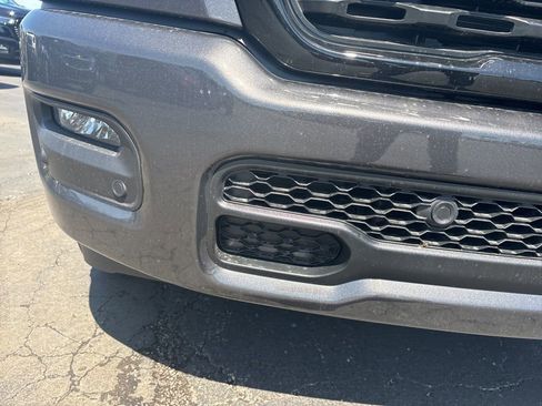 New 2026 RAM 1500 Express AWD/4WD image 9