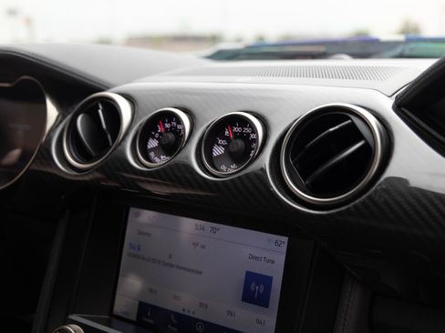 Used 2020 Ford Mustang Shelby GT500 w/ Technology Package RWD image 30