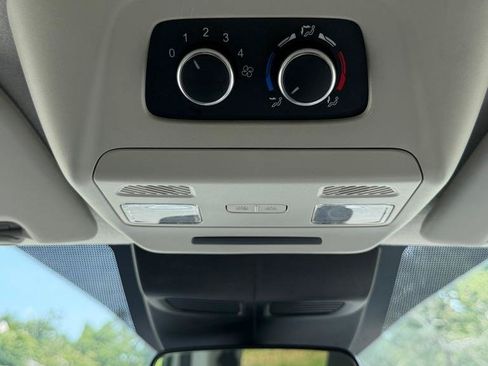 Used 2023 Ford Transit 350 XLT RWD image 26
