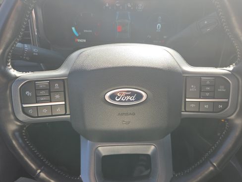Used 2024 Ford F350 Lariat w/ Lariat Ultimate Package AWD/4WD image 11