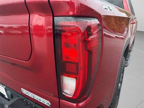 Used 2020 GMC Sierra 1500 Elevation w/ Elevation Value Package image 32