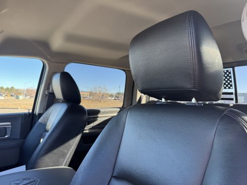 Used 2017 RAM 1500 Classic SLT w/ Luxury Group image 13