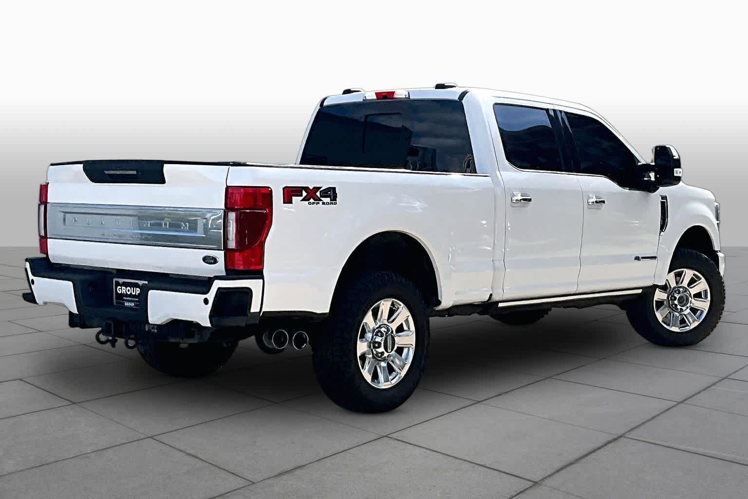 Used 2022 Ford F250 Platinum w/ FX4 Off-Road Package AWD/4WD image 12