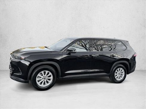 Certified 2025 Toyota Grand Highlander XLE image 4