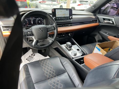 Used 2022 Mitsubishi Outlander SEL FWD image 30