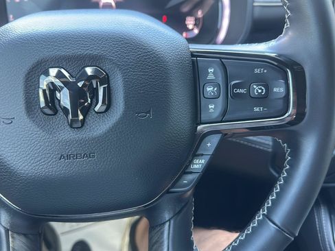 Used 2026 RAM 3500 Limited AWD/4WD image 36