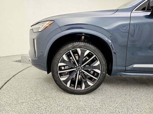 New 2026 Volvo XC90 B6 Plus w/ Protection Package image 30