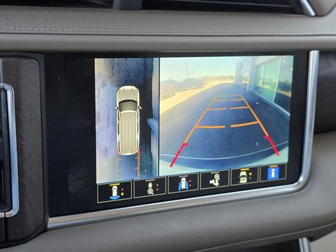 Used 2024 GMC Yukon Denali image 30