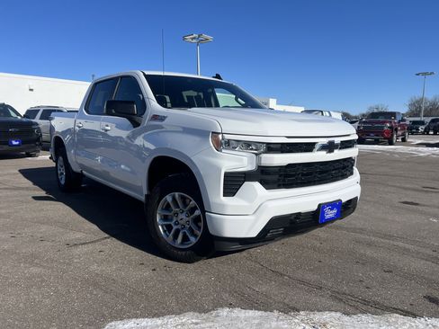 Certified 2025 Chevrolet Silverado 1500 RST w/ Convenience Package II image 2