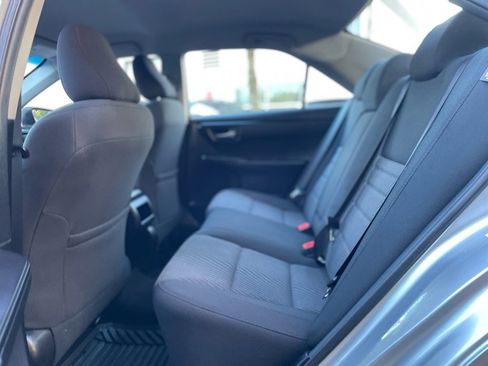 Used 2016 Toyota Camry LE image 18